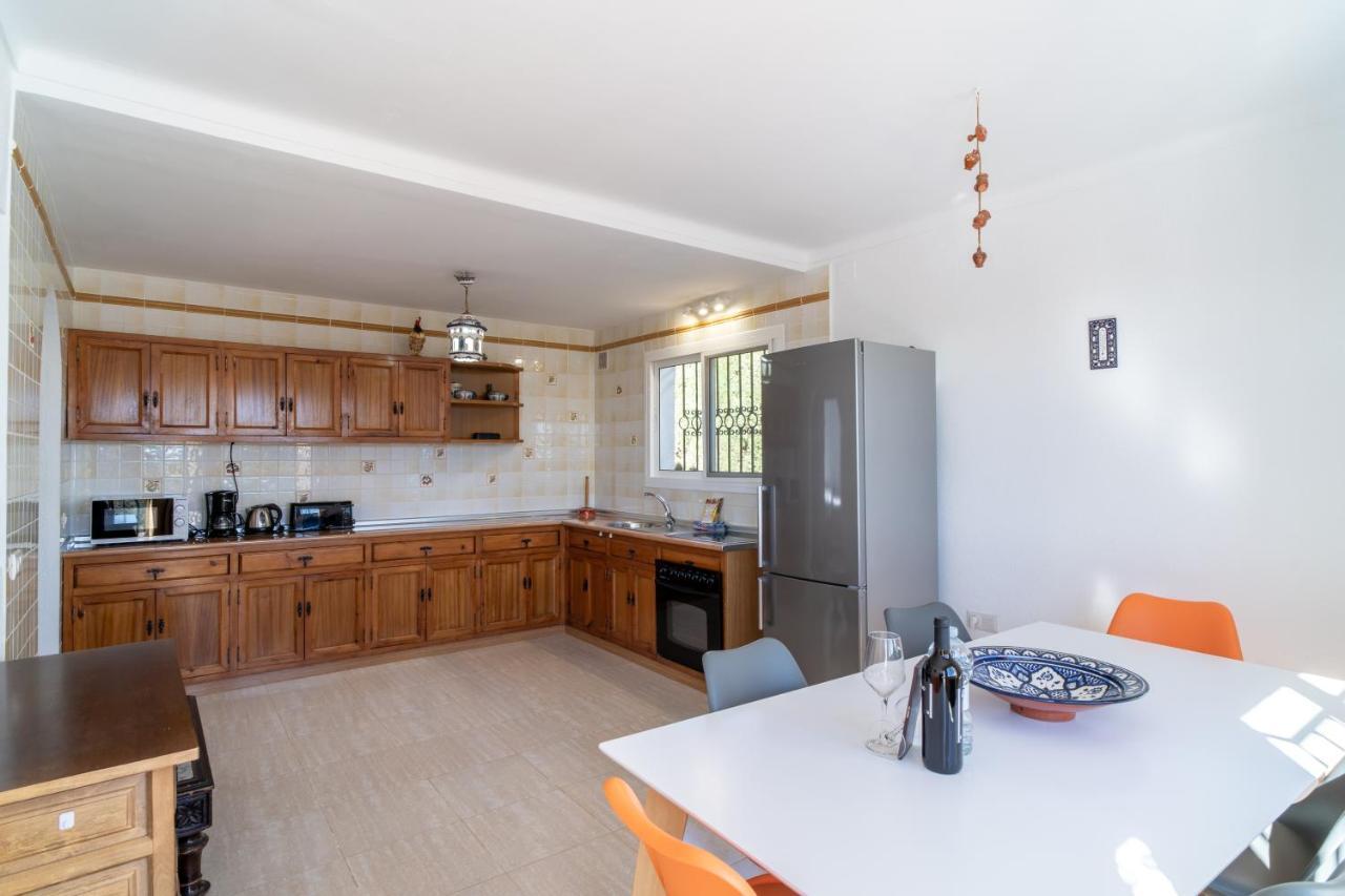 Villa Isabel Private Pool Casasol 네르하 외부 사진