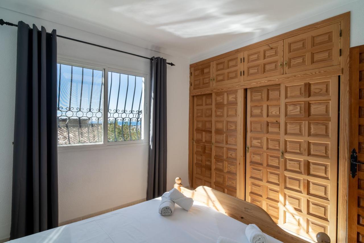 Villa Isabel Private Pool Casasol 네르하 외부 사진